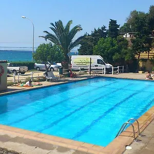 https://camping-masnou.catalonia-hotels.com